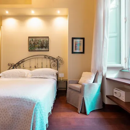 Palm Gallery Hotel 3*