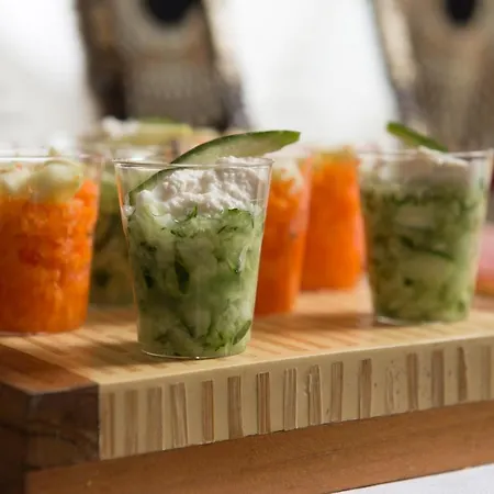 Palm Gallery Hotell 3*