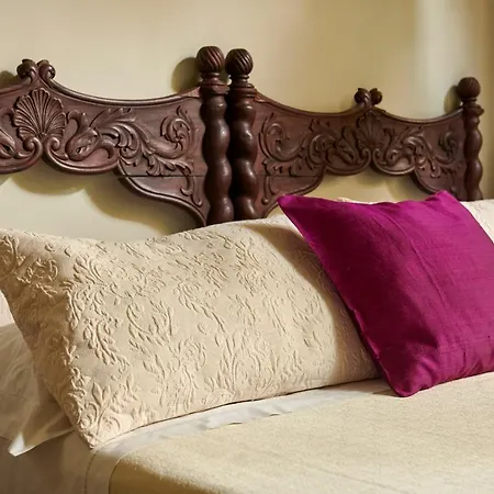 Palm Gallery Hotel 3*