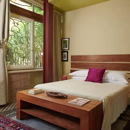 Palm Gallery فندق 3*