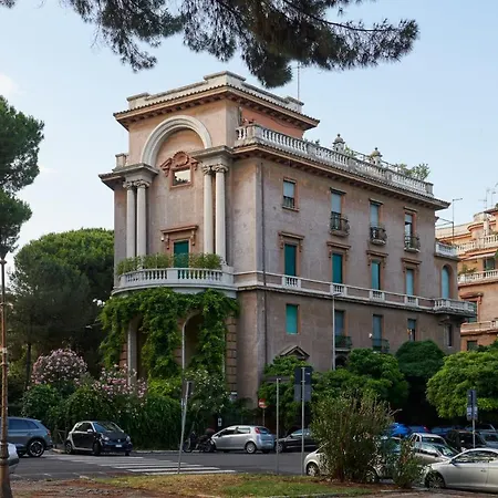 Palm Gallery 3* روما